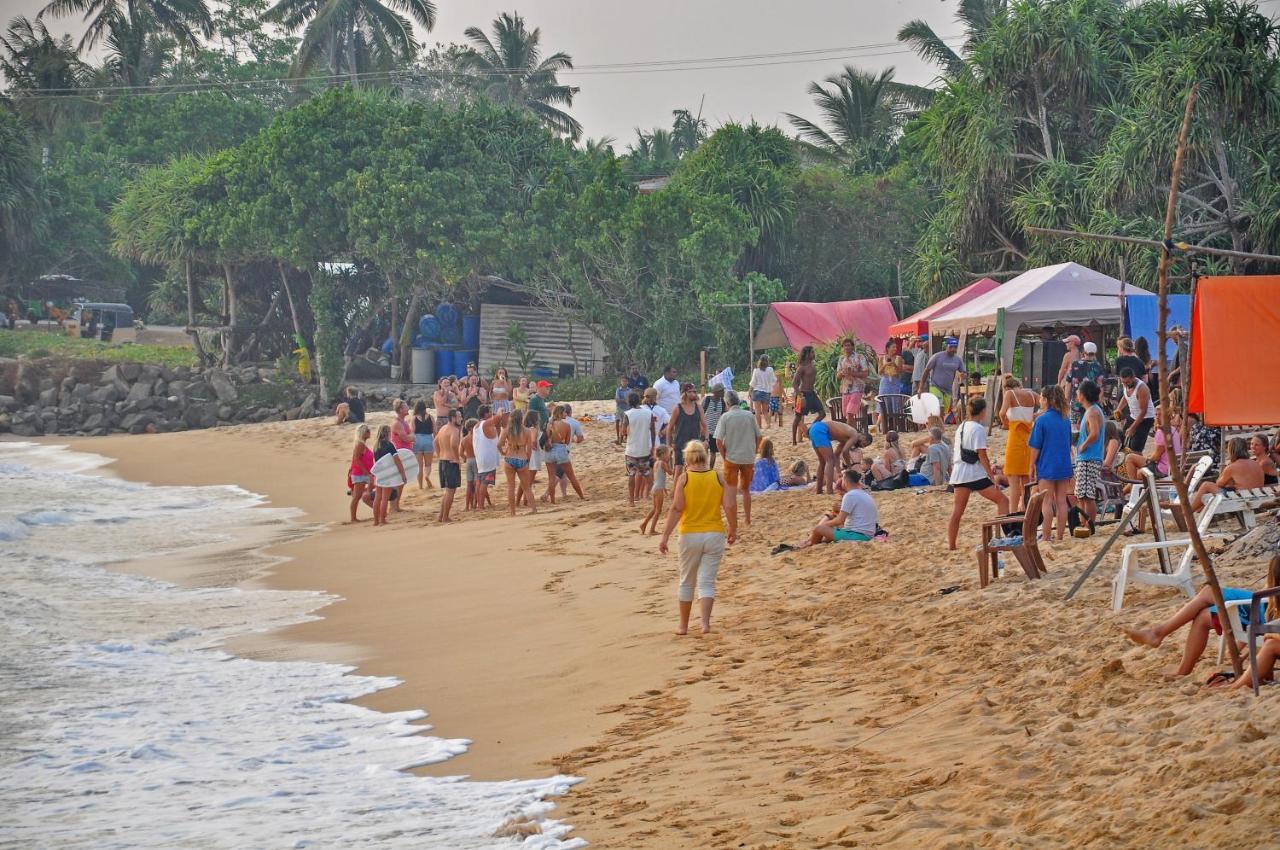 Surfers Paradise Weligama Exterior foto