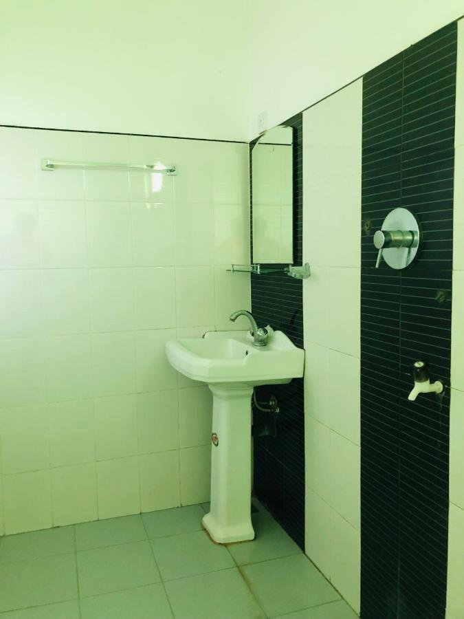 Surfers Paradise Weligama Exterior foto